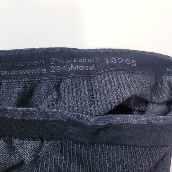 Loffler Capri Leggings - Picture 10 of 12